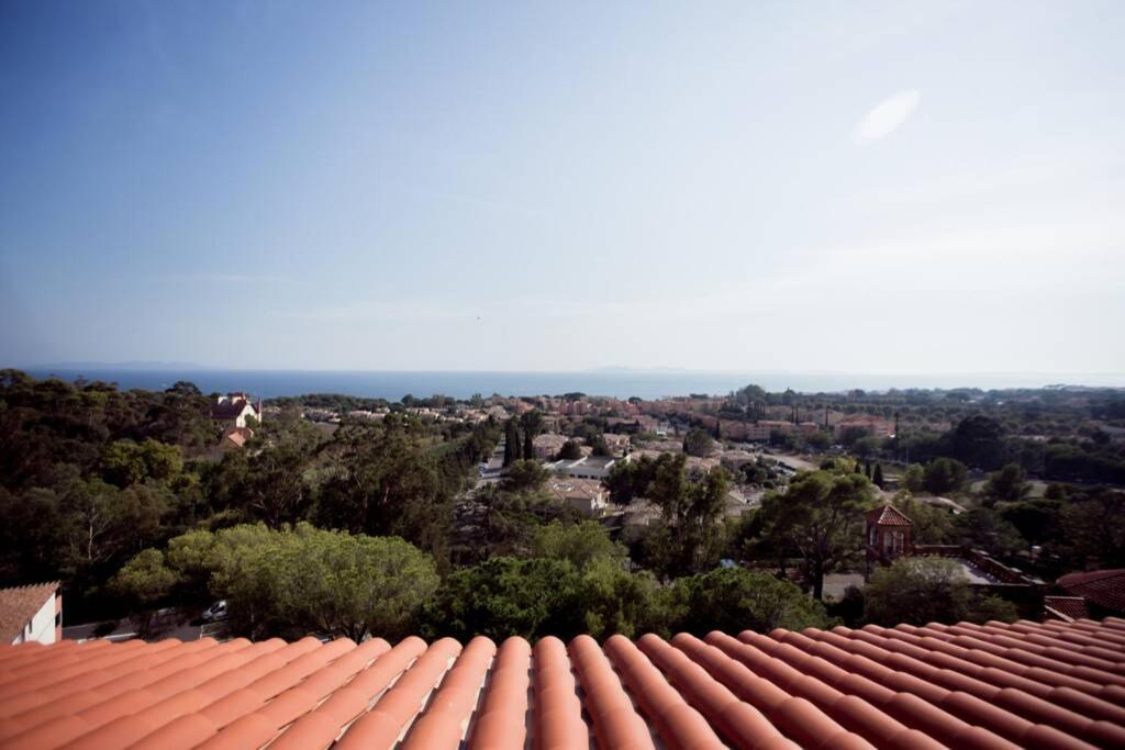 Magnifique Appartement Avec Vue Imprenable La Londe-les-Maures Luaran gambar