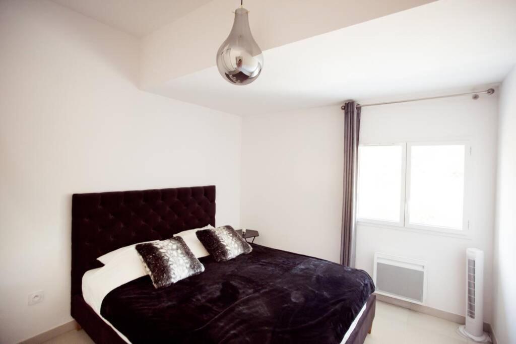Magnifique Appartement Avec Vue Imprenable La Londe-les-Maures Luaran gambar
