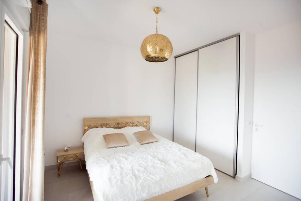 Magnifique Appartement Avec Vue Imprenable La Londe-les-Maures Luaran gambar